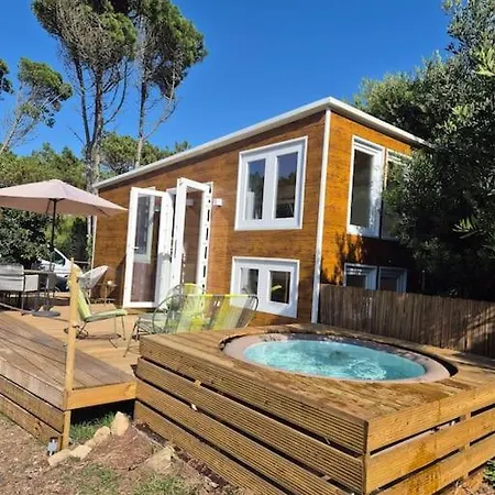 Cozy Tiny House - Where The Sea Meets The Florest Villa
