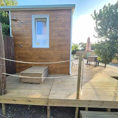 Villa Cozy Tiny House - Where The Sea Meets The Florest